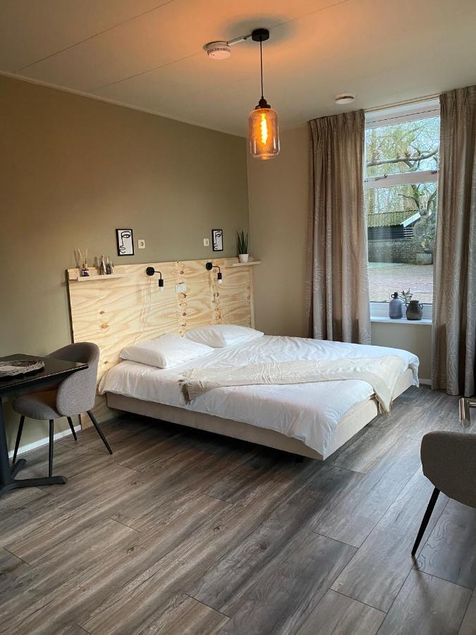 Cornjum Bed And Breakfast Stinzenflora المظهر الخارجي الصورة