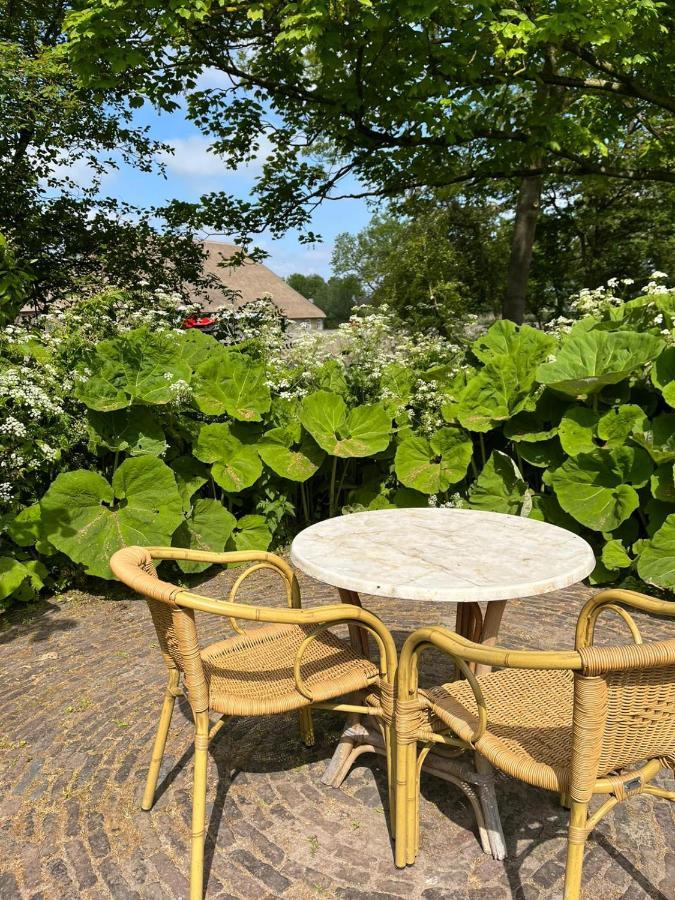 Cornjum Bed And Breakfast Stinzenflora المظهر الخارجي الصورة